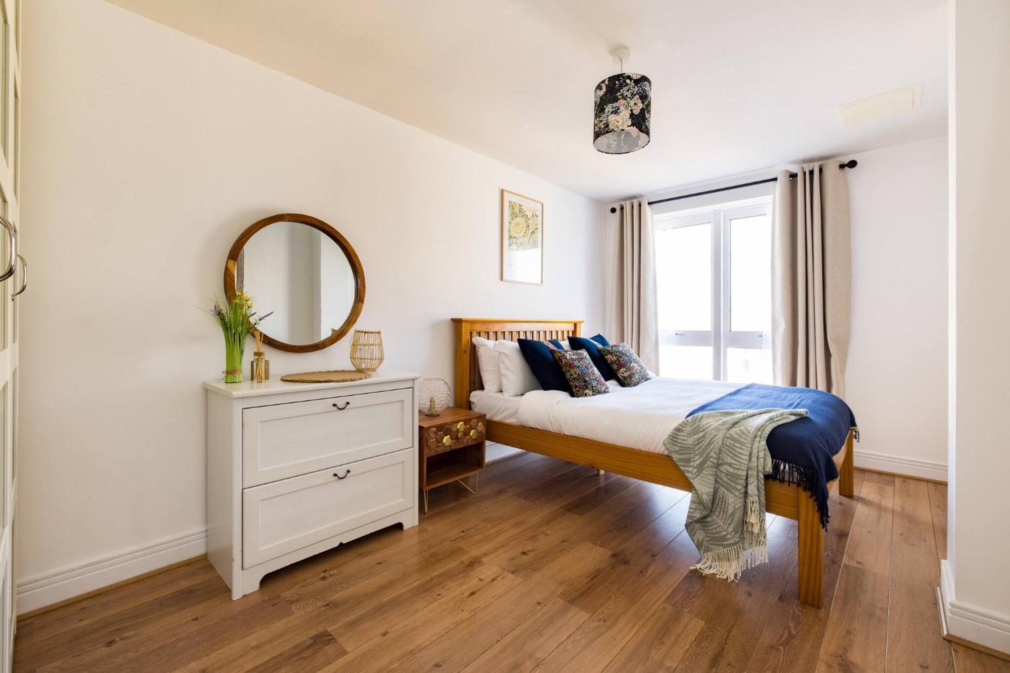 Wild Roses Service Apartments - East India Londres Exterior foto